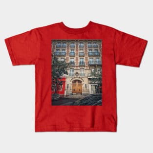 Parisian building facade Kids T-Shirt